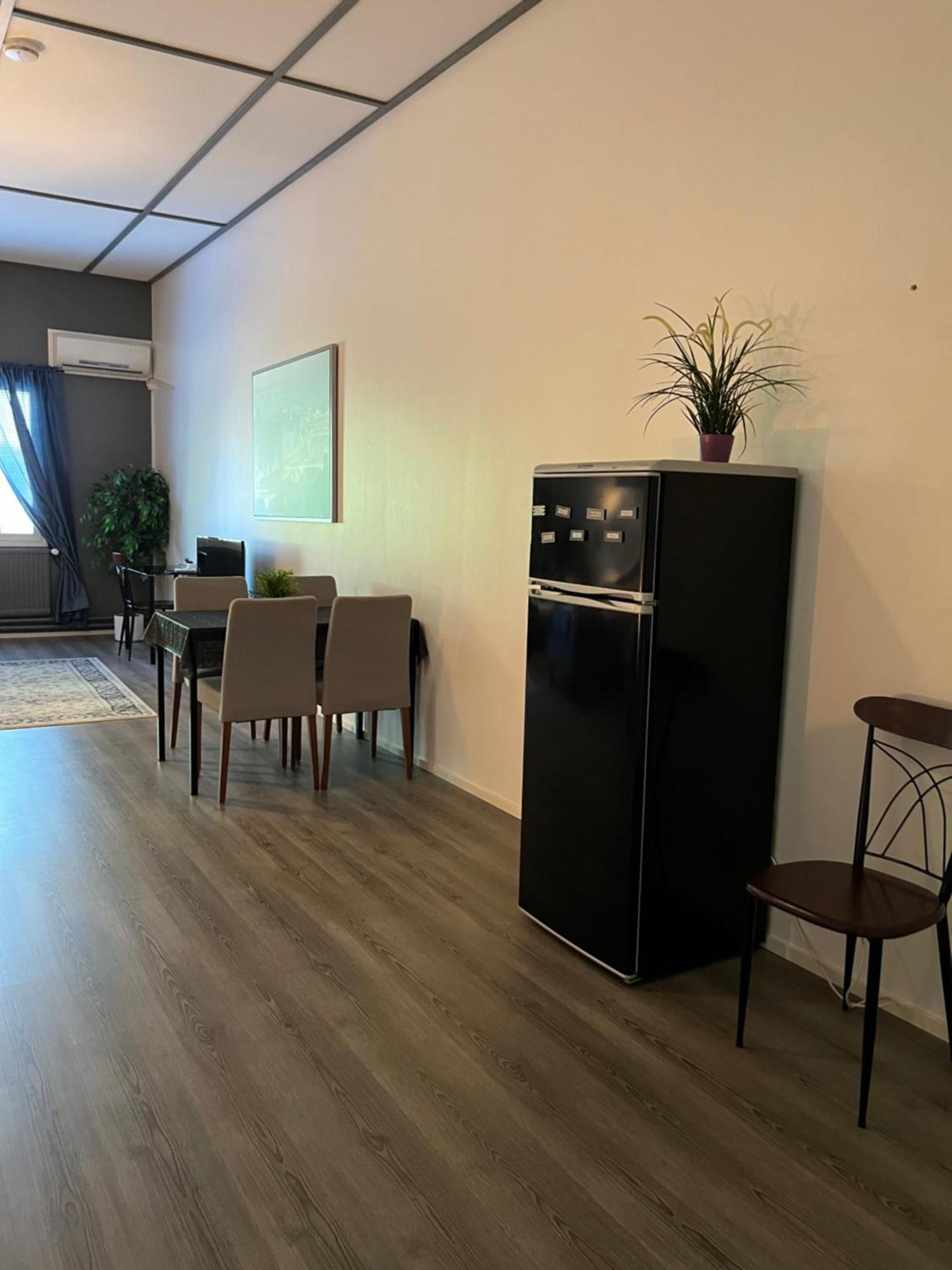 Hotelli Keskipiste Kärsämäki Exteriér fotografie
