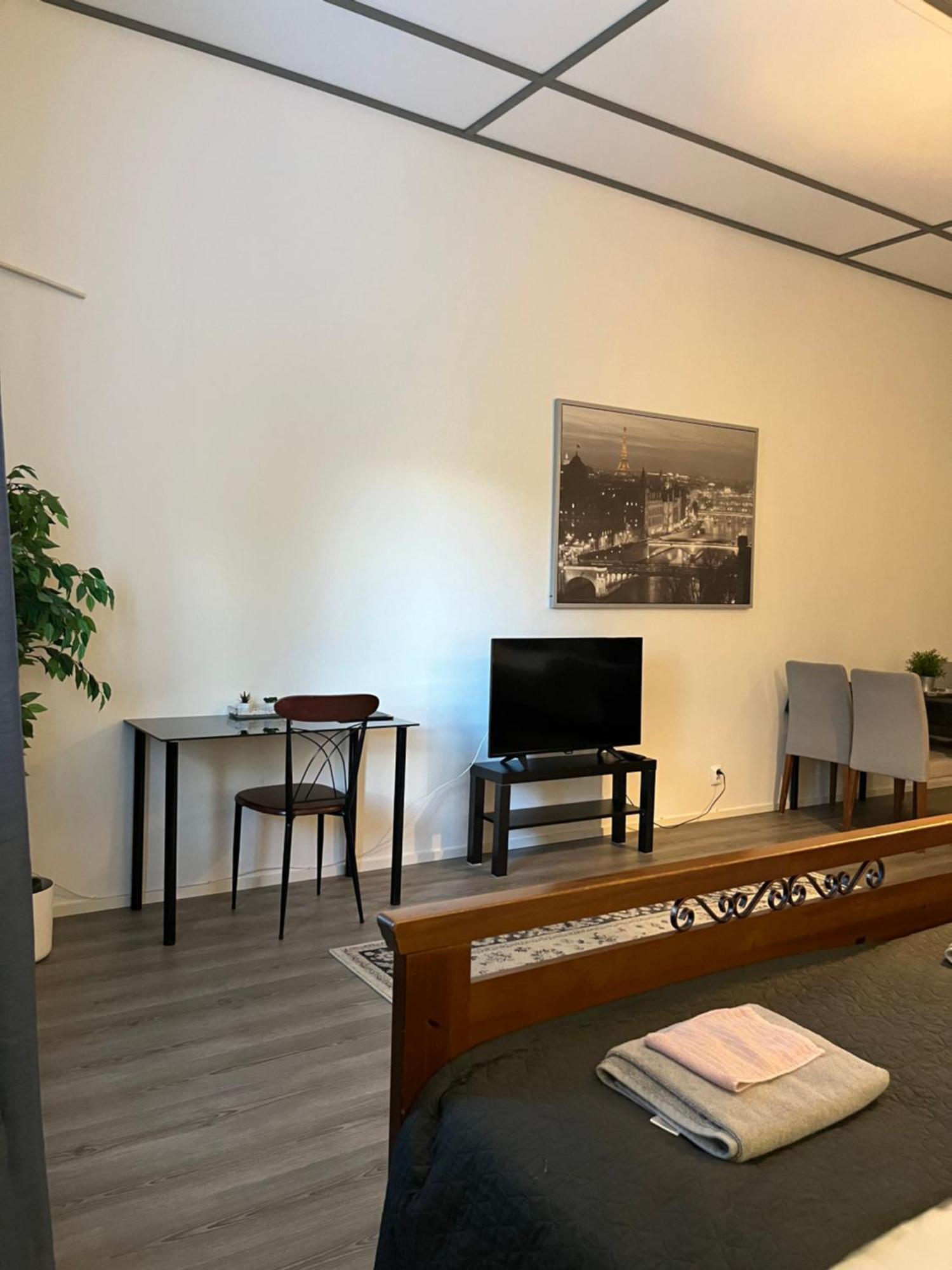 Hotelli Keskipiste Kärsämäki Exteriér fotografie